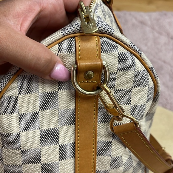 Authentic Damien Azure Speedy 30 in Excellent used condition - Picture 6 of 16